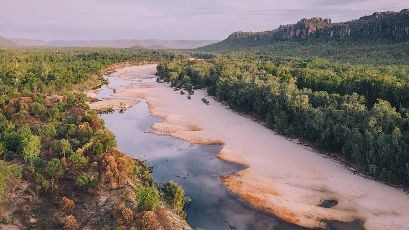 अर्नहेम लैंड में 15,000 साल पुरानी रॉक कला के छिपे अर्थ को उजागर करने वाला विश्लेषण