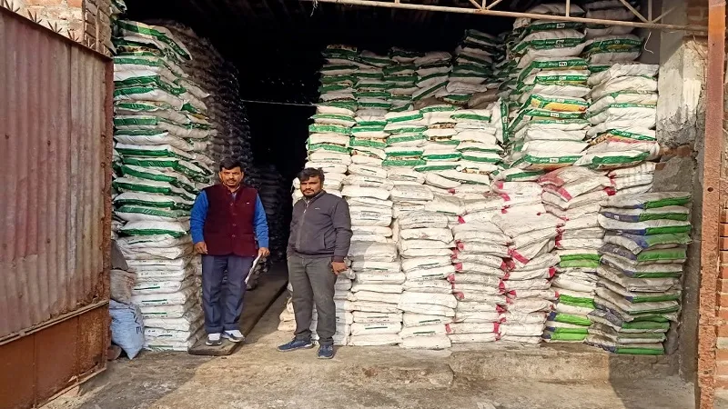 मुरादाबाद: छापेमारी में मिला 200 टन आयोडाइज्ड नमक, गोदाम सील