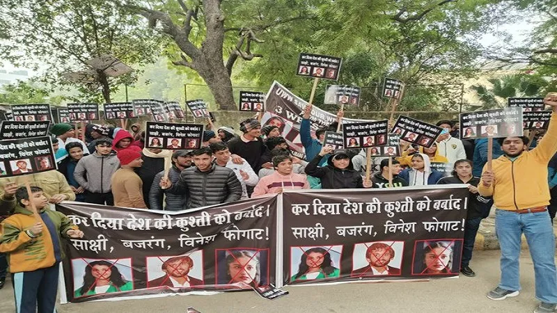 भारतीय कुश्ती में संकट जारी, फिर शुरू हुआ नया विवाद... बजरंग-साक्षी और विनेश के खिलाफ पहलवान जुटे