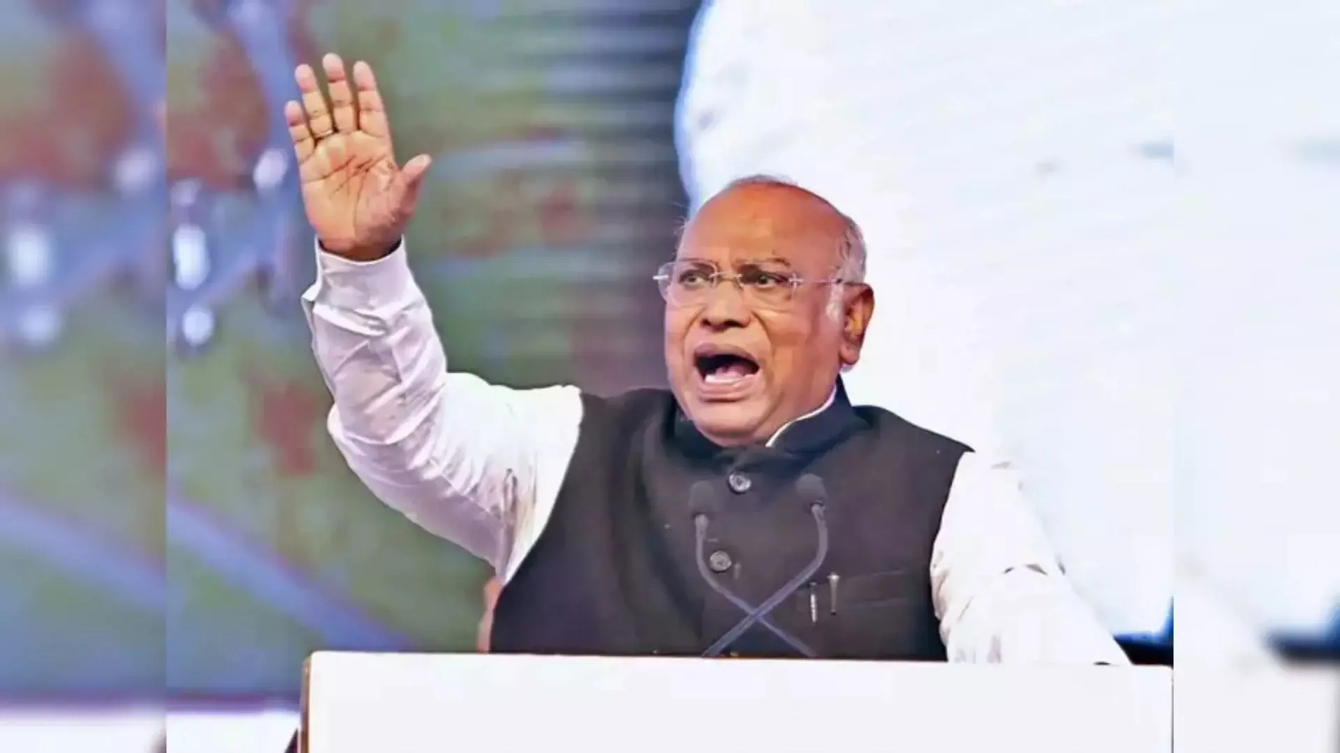 Bharat Jodo Nyay Yatra: कांग्रेस की 'भारत जोड़ो न्याय यात्रा' शुरू, खड़गे का प्रधानमंत्री पर हमला, बोले- 'यहां लोग मुसीबत में, वो समंदर पर भर रहे उड़ान'