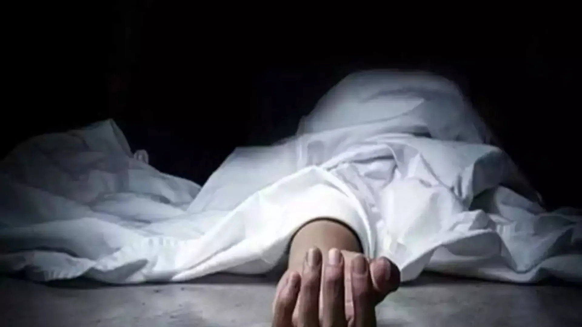 बदायूं: बेटी की शादी के लिए युवक देखकर लौट रहे बुजुर्ग की मौत, परिवार में मचा कोहराम