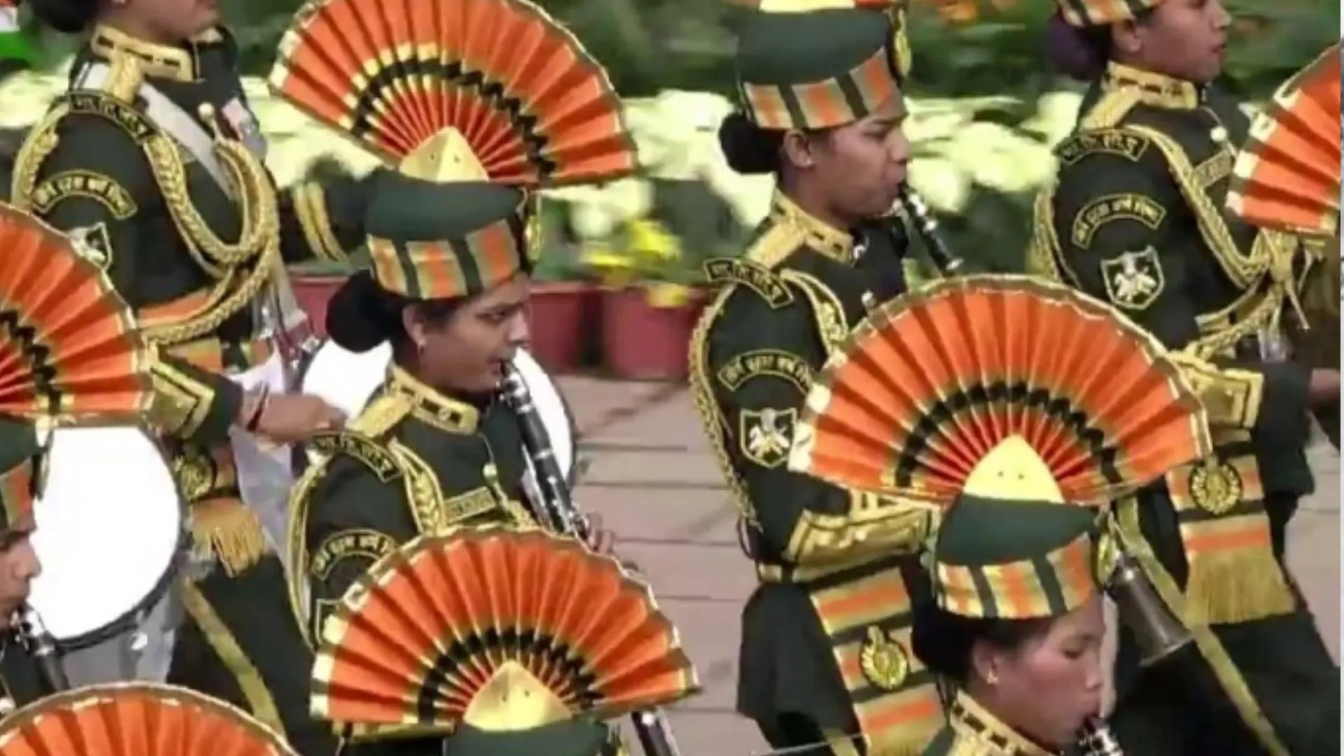 Republic Day 2024: आईटीबीपी की महिला टुकड़ी ने बजायी ‘सारे जहां से अच्छा’ की धुन, गूंजा कर्तव्य पथ 