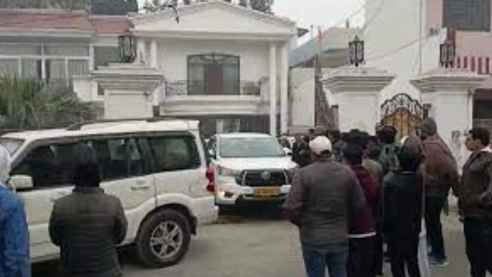 हरियाणा : अवैध खनन मामले में ED की बड़ी कार्रवाई, पूर्व विधायक और उनके सहयोगी को किया गिरफ्तार 