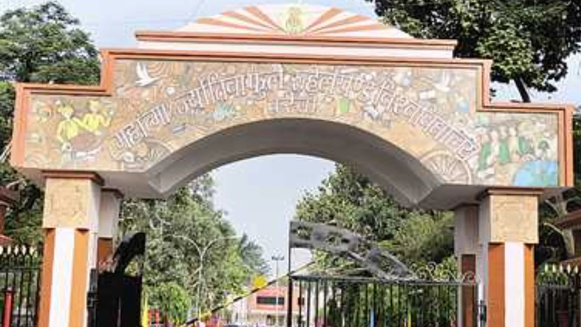 बरेली: परीक्षा में नकल के साथ पकड़े 117 छात्रों की परीक्षा निरस्त