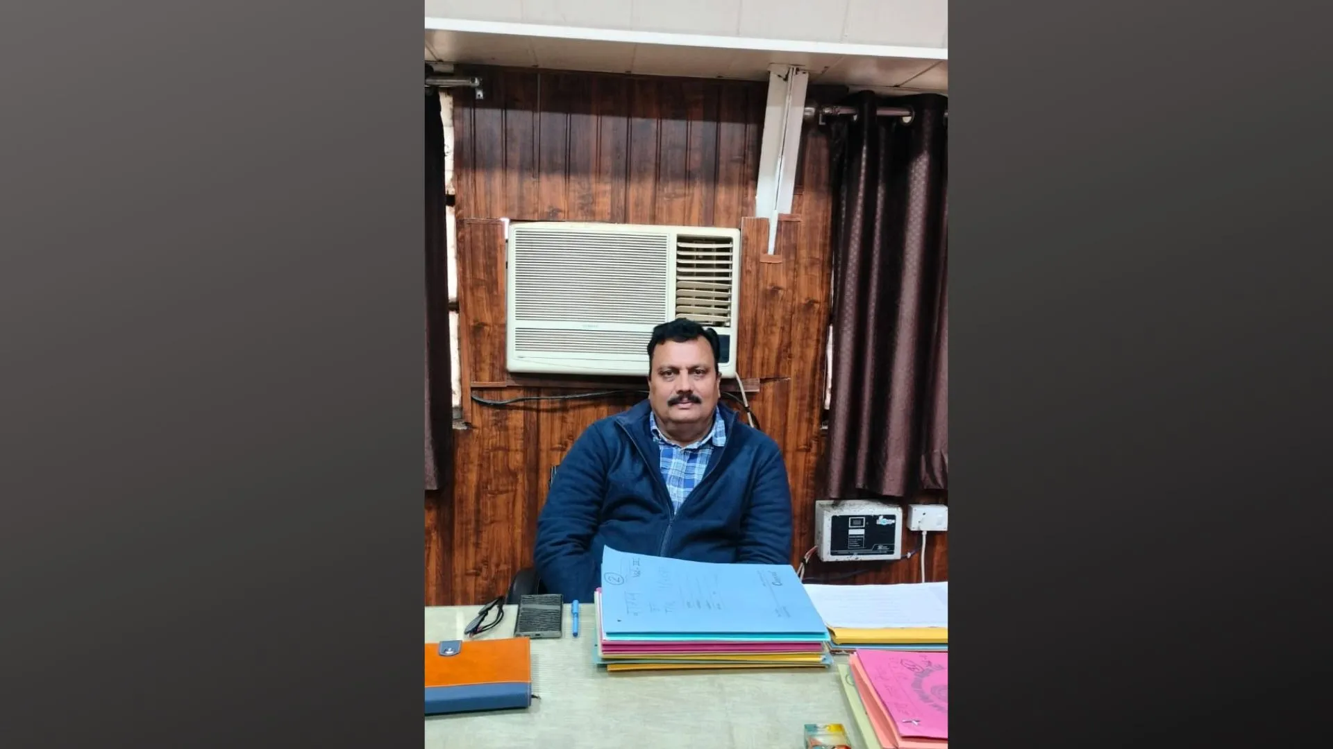 बरेली: विकास सिंघल ने छोड़ा, अंबा प्रसाद ने संभाला कार्यभार