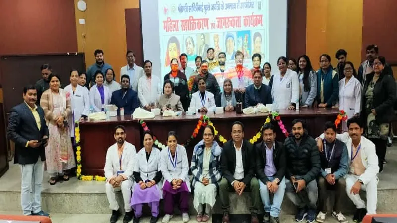 लखनऊ : एसजीपीजीआई निदेशक प्रो. आर के धीमन बोले- महिलाएं हर परीक्षा में आगे