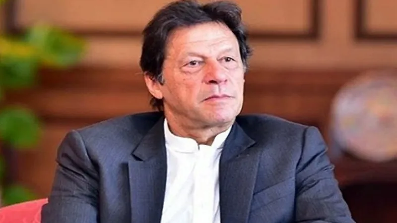पाकिस्तान के पूर्व प्रधानमंत्री इमरान खान का पर्चा नैतिक आधार पर रद्द : निर्वाचन अधिकारी 