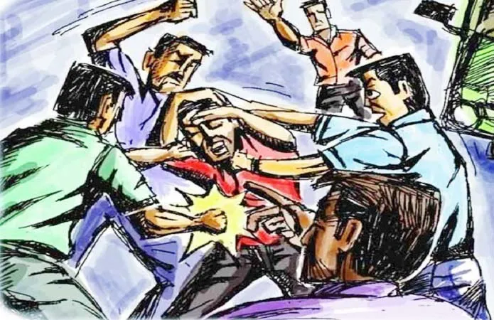 सुलतानपुर: मौसा-मौसी ने युवक पर किया जानलेवा हमला, हालत गंभीर, लखनऊ रेफर