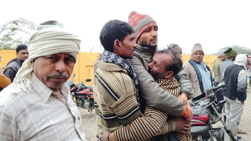 Auraiya Suicide: किशोर ने फांसी लगाकर की आत्महत्या, परिजनों ने डांटा... आवेश में आकर उठाया कदम