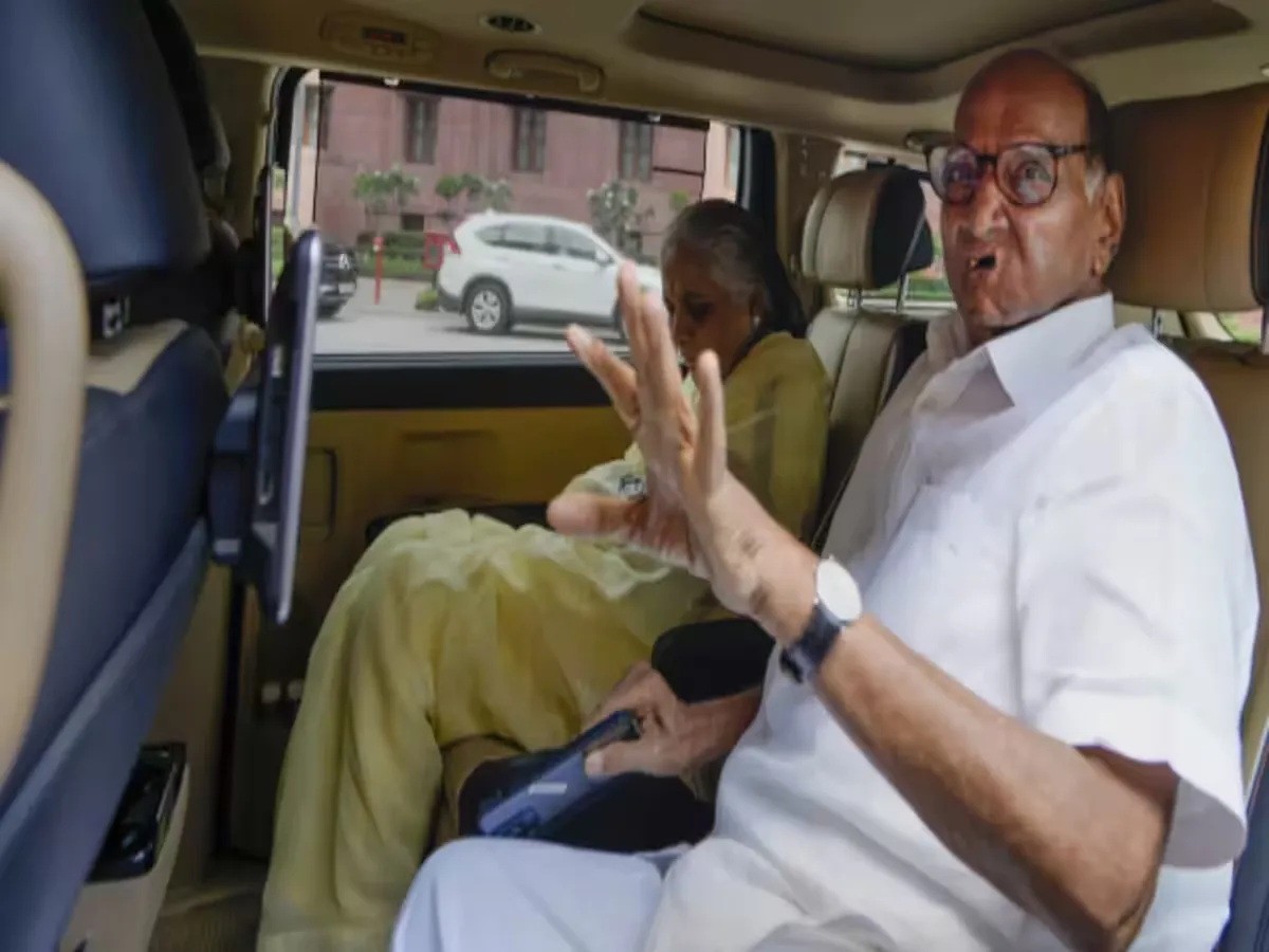 ED ने राकांपा प्रमुख शरद पवार के पोते की कंपनी पर की छापेमारी