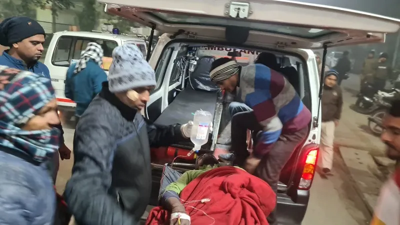 मुरादाबाद: स्मार्ट सिटी परियोजना का कार्य कर रहे चार मजदूरों को लगा करंट, एक गंभीर