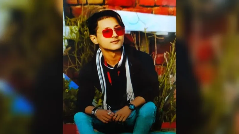 Kanpur Crime: कान में लीड लगाकर रेलवे ट्रैक पार करना युवक को बन गया काल, चपेट में आने से मौत