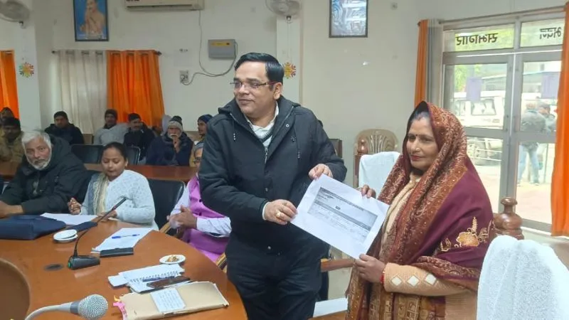  Unnao: ई-लाटरी से चुने गये कृषि यंत्रों पर अनुदान के 184 लाभार्थी, डीएम सहित 15 सदस्यीय समिति व करीब 750 किसान शामिल