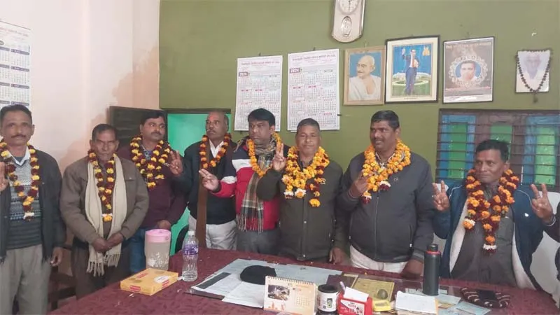 PWD नियमित वर्क चार्ज कर्मचारी संघ उत्तर प्रदेश अयोध्या क्षेत्र व जनपद अयोध्या की कार्यकारिणी का हुआ गठन