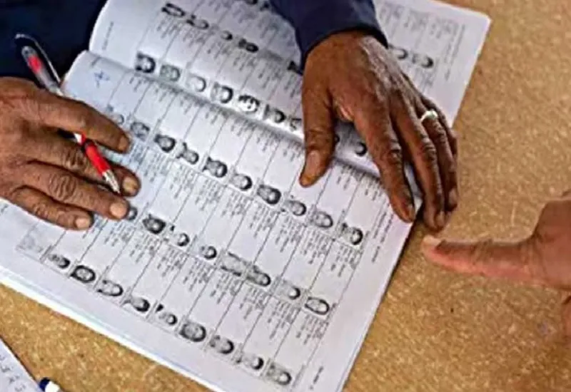 जनपद संभल में बढ़े 2,4026 मतदाता, सूची का हुआ अंतिम प्रकाशन