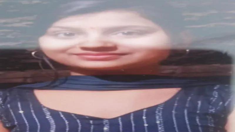 प्रतापगढ़: घर के कमरे में फंदा लगाकर युवती ने दी जान, परिवार में कोहराम