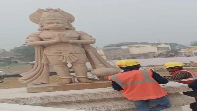 अयोध्या: राममंदिर में प्रवेश करते ही श्रद्धालुओं को मिलेंगे हनुमानजी व गरुणजी के दर्शन, इन भगवानों के भी होंगे दीदार!