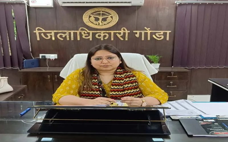 गोंडा: 15 जनवरी से जनपद के सरकारी कार्यालयों में होगा स्वच्छता का मूल्यांकन, इस तारीख को घोषित होंगे नतीजे... 