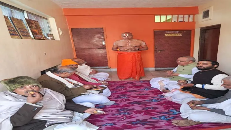 अयोध्या: रामलला-स्तुति पुस्तक पर विद्वानों ने की परिचर्चा, कहा- गागर में सागर है यह रचना, सभी करें अध्ययन!