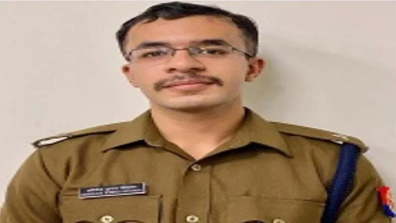 रायबरेली: पत्नी-पत्नी के बीच 'वो' बने कोतवाल पर एसपी हुए सख्त, बैठाई जांच, कहा- 48 घंटे में दें रिपोर्ट, हड़कंप