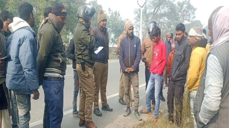 बहराइच: आटो चालक का शव झाड़ियों से हुआ बरामद, हार्ट अटैक से मृत्यु की जताई जा रही आशंका 