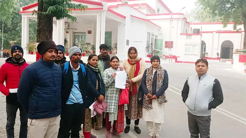 बहराइच: काउंसलिंग में लगा भ्रष्टाचार का आरोप, अभ्यर्थियों ने काटा हंगामा, कहा- मेरिट के विपरीत बेसिक शिक्षा विभाग में हो रही...