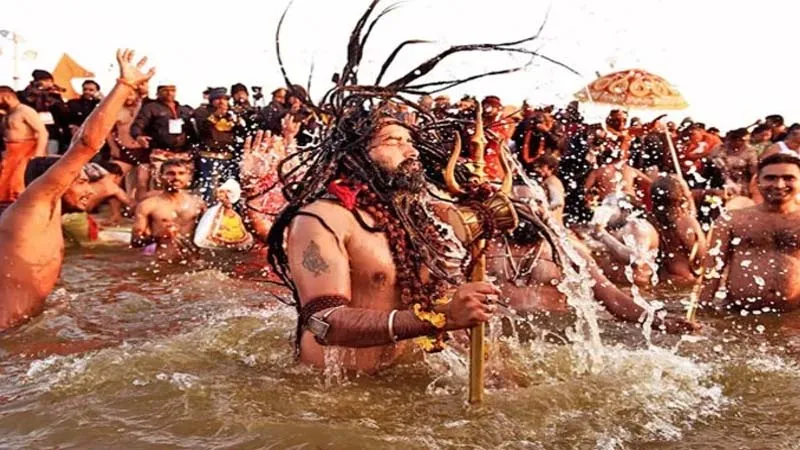 प्रयागराज: संगम में राम नाम का जाप करने साधुओं को सुरक्षा की दरकार, इस कारण से दिख रहे भयभीत...
