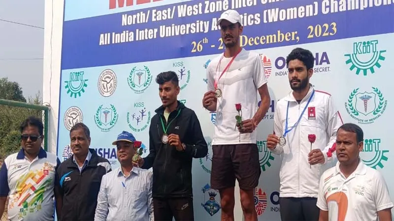 अयोध्या: प्रिंस ने अविवि को नार्थ ईस्ट जोन इंटर यूनिवर्सिटी एथलेटिक्स प्रतियोगिता में दिलाया पहला कांस्य पदक