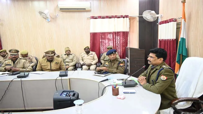 बाराबंकी: प्राण-प्रतिष्ठा के लिए विनम्रता का पाठ पढ़ रही खाकी, अफसर लगातार ले रहे मातहतों की क्लास