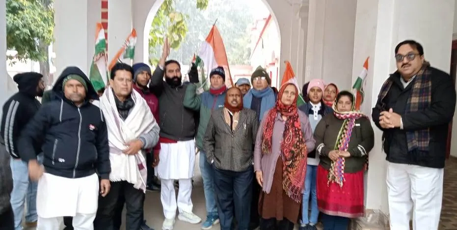 पीलीभीत: यूपी महिला अपराध में नंबर वन, सुरक्षा सुनिश्चित कराए सरकार...डीएम कार्यालय के बाहर कांग्रेसियों ने किया प्रदर्शन 