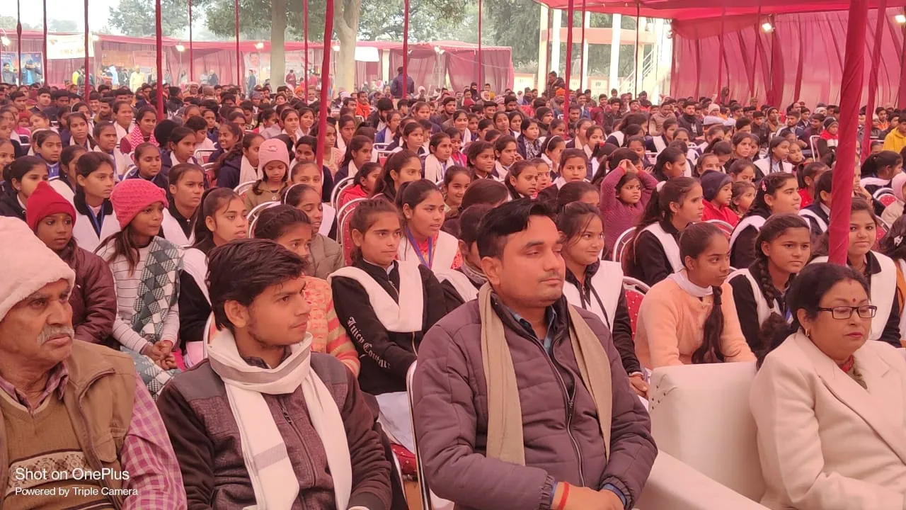 शाहजहांपुर में युवा गोष्ठी का हुआ आयोजन, धर्मेद्र बोले- देश की रीढ़ हैं युवा, यही बनाएंगे विश्व गुरु