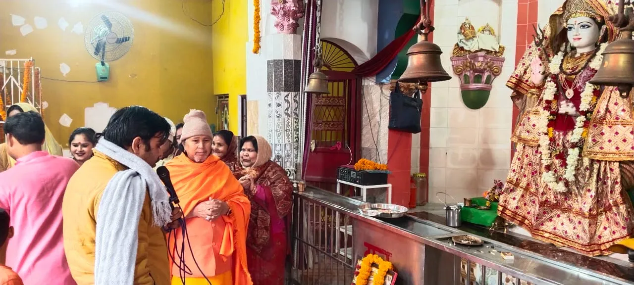  अमरोहा: हाजी नाहिद खांन मंदिर में किया हवन और भंडारे का आयोजन