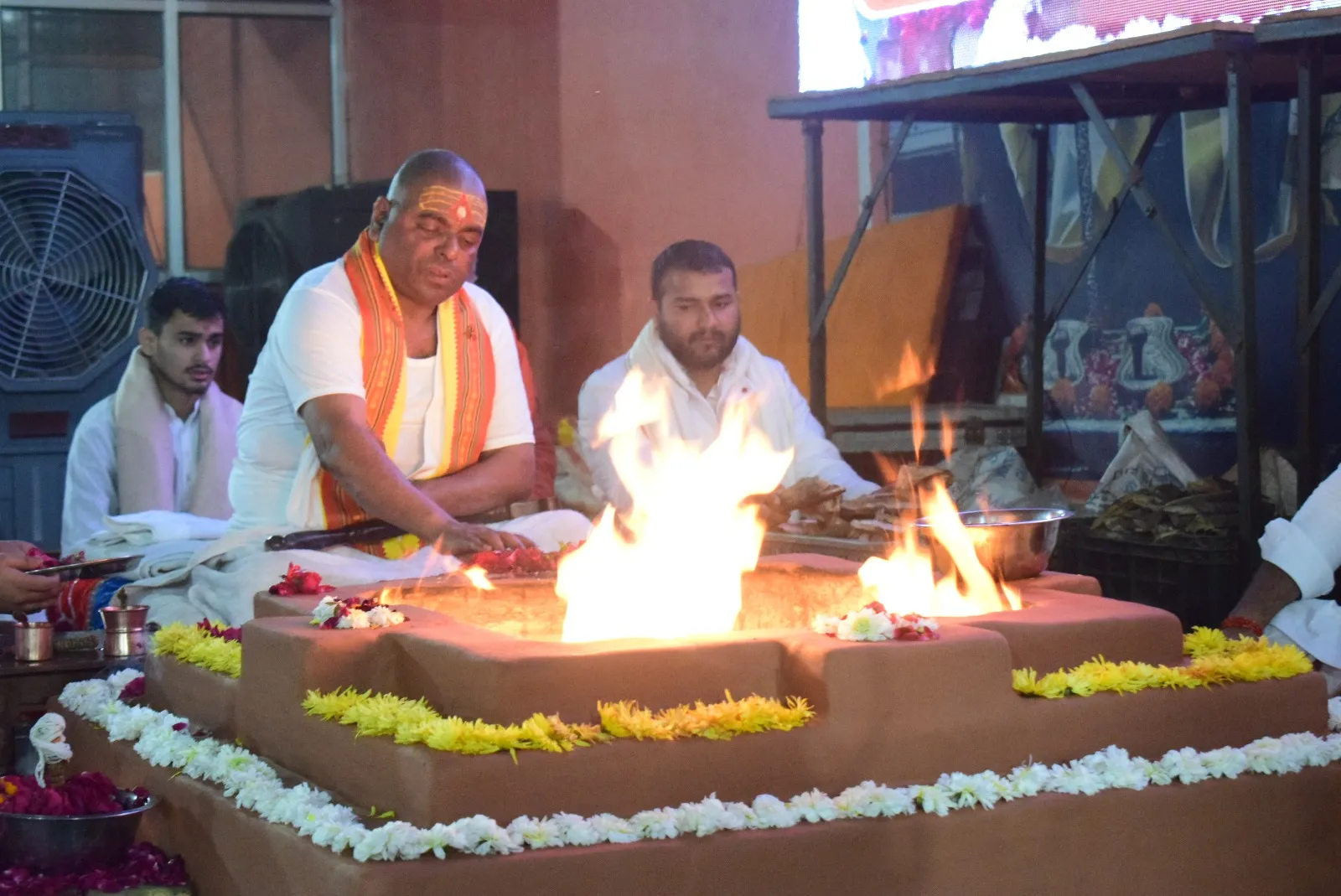 WhatsApp Image 2024-01-25 at 11.12.52 PM (1)
