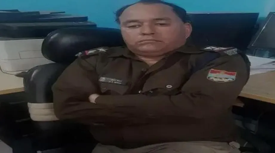ऊधम सिंह नगर: दरोगा जी 4000 की रिश्वत लेते रंगे हाथ हुए गिरफ्तार, विजिलेंस की बड़ी कार्रवाई