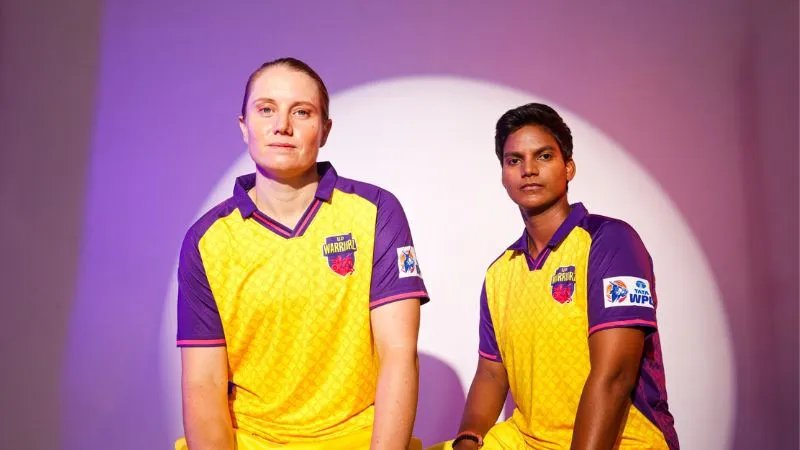 विमेंस प्रीमियर लीग: यूपी वारियर्स की जर्सी लांच; कप्तान एलिसा हीली और दीप्ति शर्मा रहीं मौजूद...