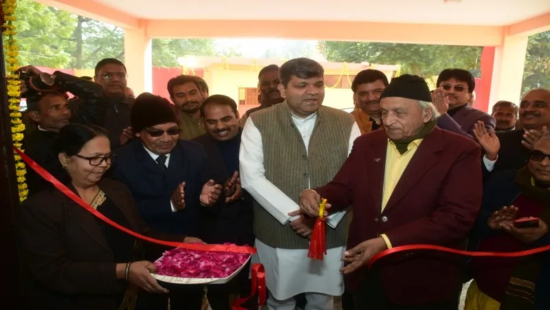 अनुसूचित जातिजनजाति के छात्रों के लिए वित्तपोषित छात्रावास का किया लोकार्पण