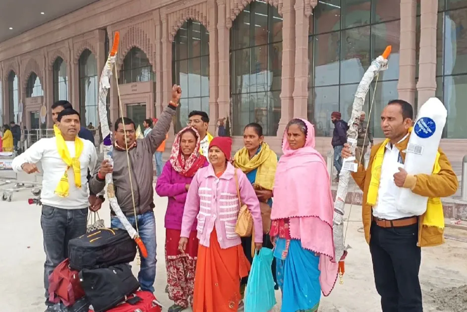 अयोध्या से अहमदाबाद दो घंटे का सफर, शुरू हुई फ्लाइट शुरू, पहले दिन 148 यात्री पहुंचे 