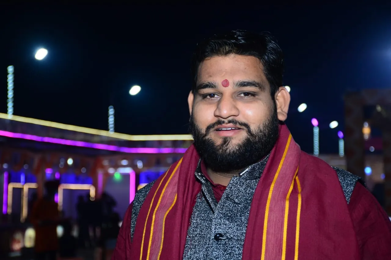 आचार्य पंडित शोभित शास्त्री