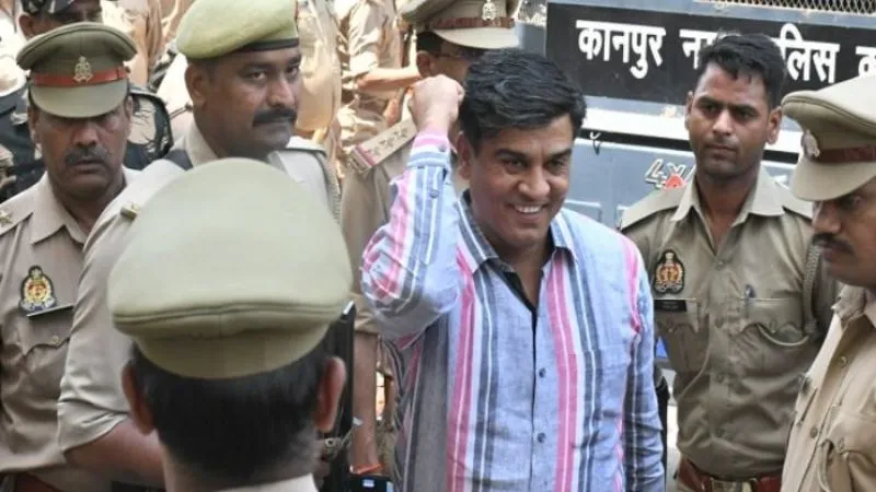 Kanpur News: आगजनी कांड में हुई सुनवाई; सपा विधायक इरफान सोलंकी के वकील ने कहा- 'आग लगाते किसी गवाह ने नहीं देखा।'