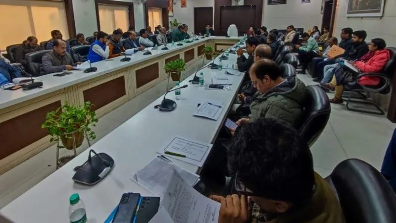 लखनऊ औद्योगिक क्षेत्र को जलभराव से मिलेगी निजात, एक्सप्रेस-वे के किनारे बनेंगी नालियां