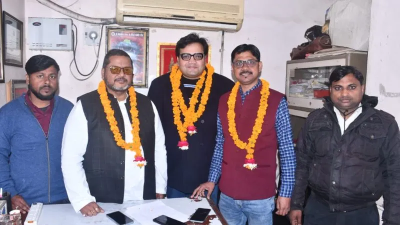 Kanpur News: सपा राष्ट्रीय अध्यक्ष अखिलेश यादव ने चुना प्रदेश सचिव, लोकसभा चुनाव में व्यापारी निभाएंगे अहम भूमिका?..