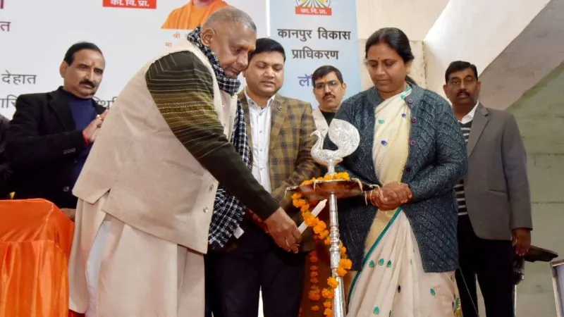 Kanpur News: आवास पाकर कोई चहका तो किसी को मिली निराशा; पीएम आवास योजना के तहत बांटे गए भवन...