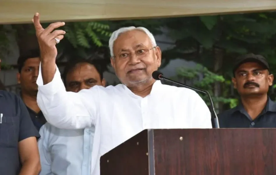 'राहुल गांधी का दावा बेतुका...जाति आधारित सर्वेक्षण कांग्रेस के दबाव में किया', गठबंधन बदलते ही CM नीतीश का हमला