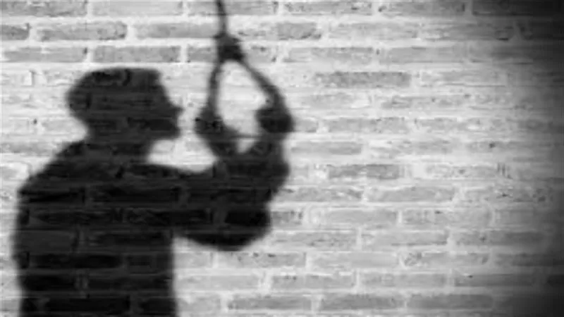 Jalaun News: पिता पर टूटा दुखों का पहाड़, बेटे ने लगाई फांसी, पांच वर्ष पूर्व छोटे बेटे ने भी की थी आत्महत्या....