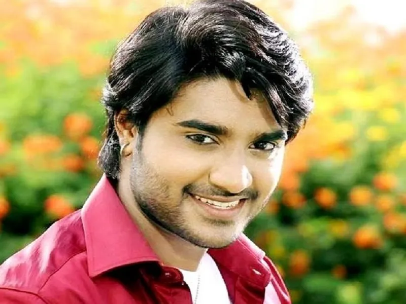 प्रदीप पांडेय चिंटू की फिल्म 'आंखें' के दूसरे शेड्यूल की शूटिंग शुरू, दर्शकों का करेगी मनोरंजन 