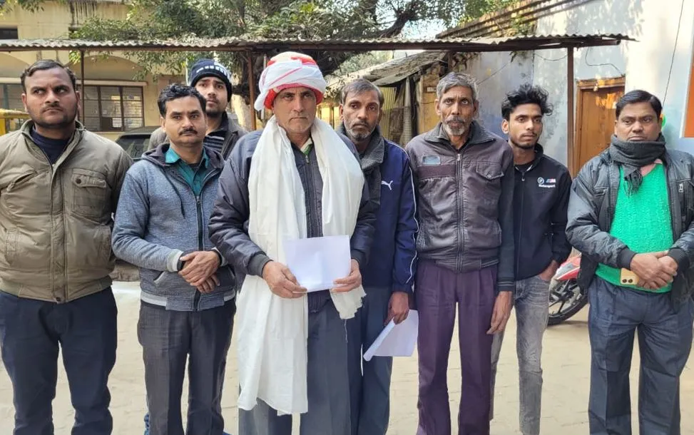 फरीदपुर हादसा: पिता ने अज्ञात के खिलाफ दी हत्या की तहरीर, नहीं मिले मोबाइल