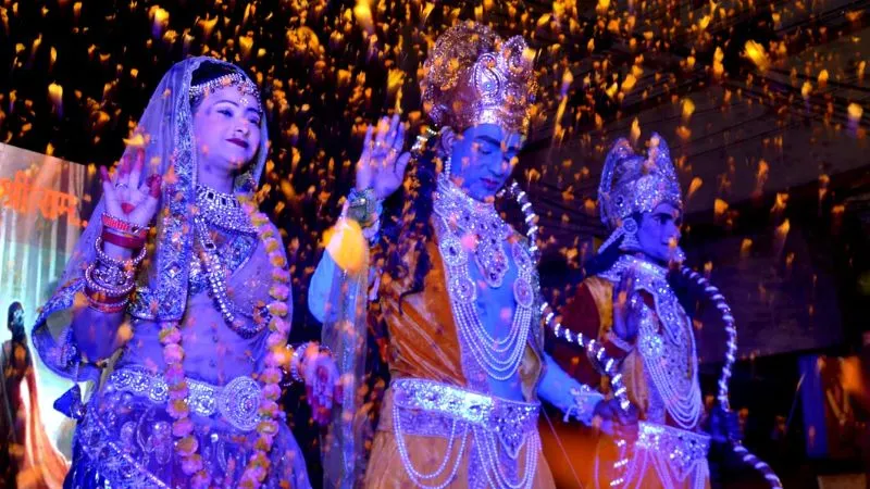 Ram Mandir News: खत्म हुआ रामभक्तों का इंतजार; आज राम आएंगे, आंखों में समाएंगे; दुल्हन की तरह सजा शहर...