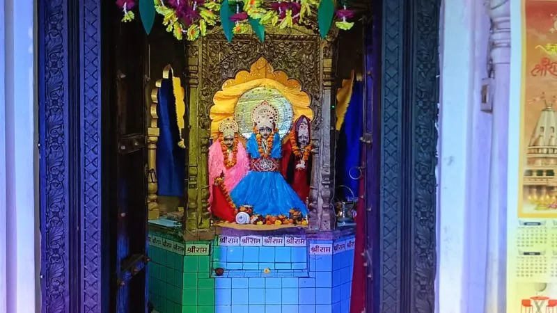 Ram Mandir News:  मन में राम तन में राम, मंदिर से लेकर कण कण में राम; सदियों पुराना सपना हुआ पूरा, भक्तों ने लगाया 'जय श्री राम' का नारा...