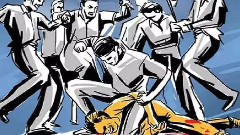 टनकपुर: श्रद्धालुओं और दुकानदारों के बीच मारपीट, एक बुरी तरह घायल 