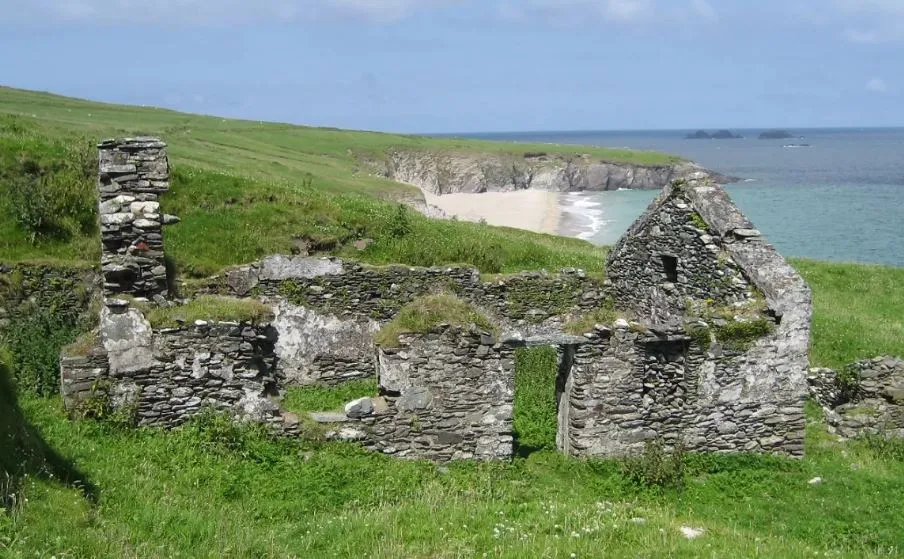 ये खूबसूरत द्वीप कपल्‍स के लिए लाया शानदार ऑफर, रहना-खाना सब फ्री और मिलेगी सैलरी... बस करना होगा ये काम